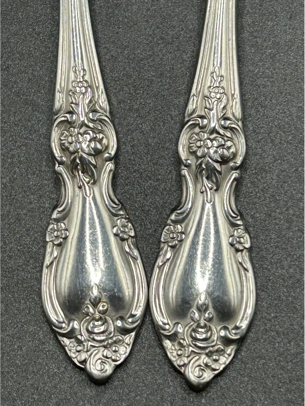 Vintage Pair Of Oneida Louisiana Silverplate Spoon Glossy Floral  1970’s